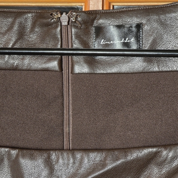 Line & Dot Brown Faux Leather Dress Size Small NWT - Picture 3 of 3
